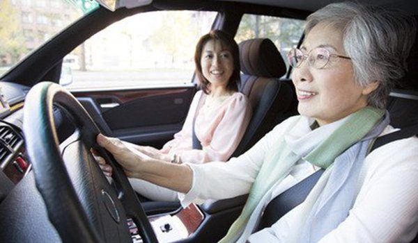 Giới Hạn Tuổi Học Lái Xe Ô Tô Là Bao Nhiêu