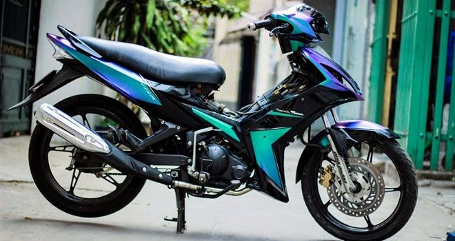 Thay Đổi Màu Sơn Xe Máy Bị Phạt Bao Nhiêu?