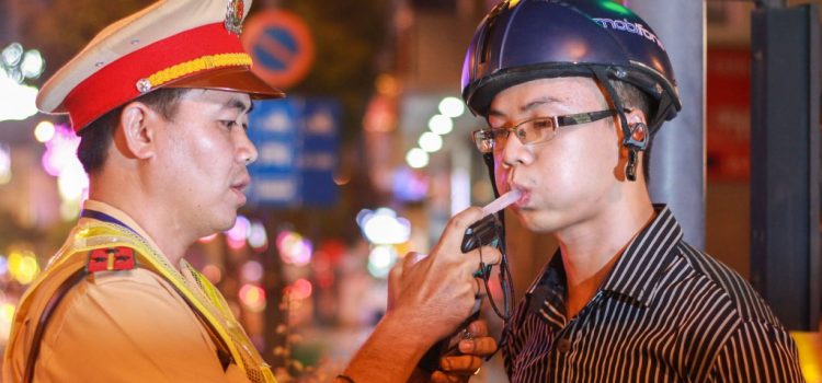 Mức Phạt Nồng Độ Cồn Khi Vi Phạm Mức Phạt Nồng Độ Cồn Khi Vi Phạm