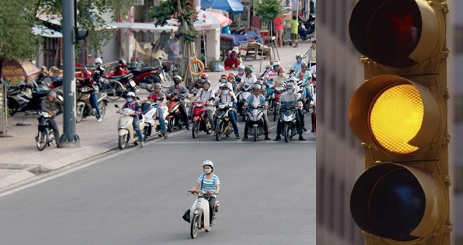 Lỗi Vượt Đèn Vàng Phạt Bao Nhiêu Tiền Lỗi Vượt Đèn Vàng Phạt Bao Nhiêu Tiền